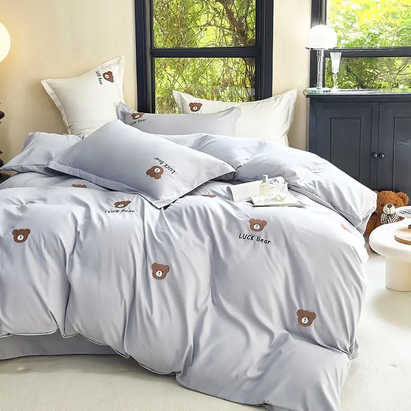 4pc Bear Embroidery Bedding Set, Simple Solid Color Cute Kit, Includes Fitted Sheet, Pillowcases, Duvet Cover, All-Seasons