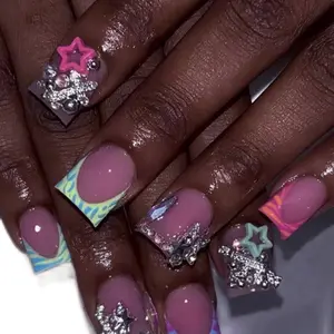Press on Nails with Star Designs and Colorful Patterns - Nail Art Accessories