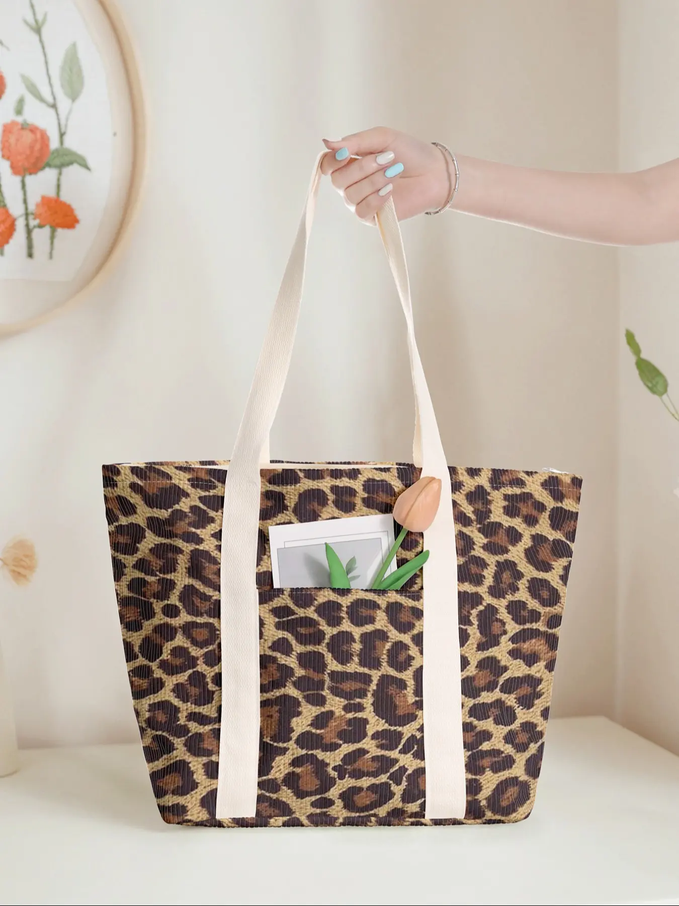 Leopard Print Large Capacity Tote Bag, Commuter Shoulder Backpack with Zipper Closure, Ideal for Gym Beach Work Travel, Handbag Tote Bag