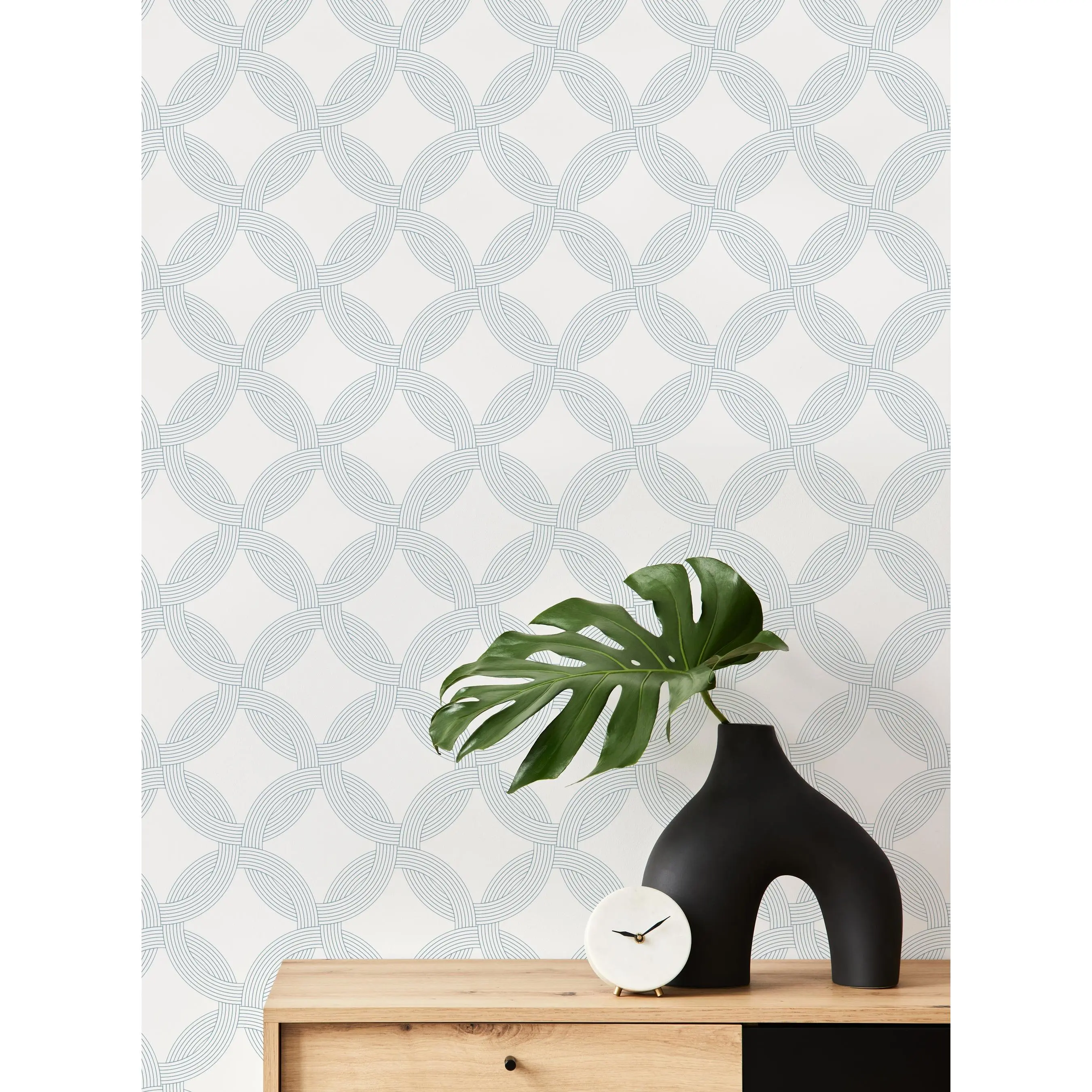 Interlocking Rings Geometric Peel and Stick Wallpaper, Self-Adhesive Every 8" Mess-Free Stress-Free Home Wall Decor, Grey