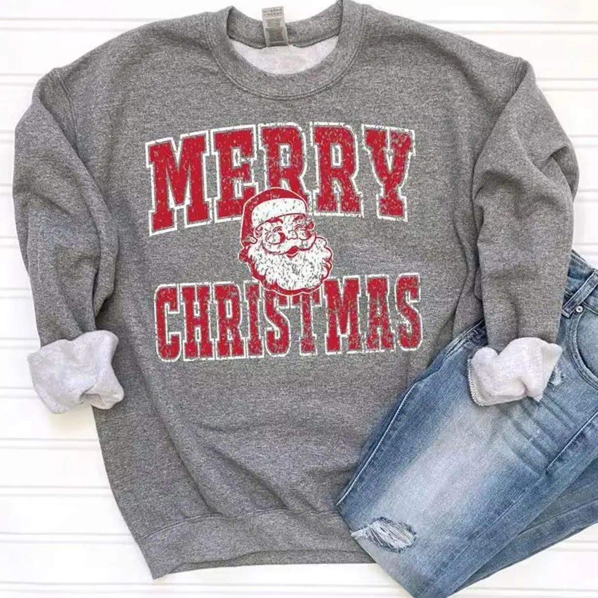 Merry Christmas Santa Sweatshirt, Retro Santa Claus Crewneck, Vintage Christmas Holiday Season Shirt, Cute Xmas Pullover, Cozy Winter Aesthetic Apparel, Festive Family Matching Sweater, Christmas Party Gift for Women and Men, Cute Holiday Outfit
