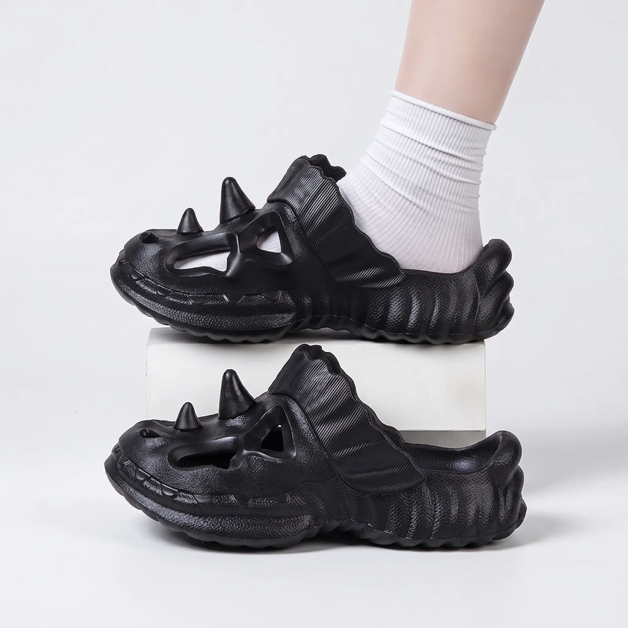 Unisex Fun Dinosaur Slippers |  for House Slippers | Garden Clogs | Beach Shoes | Camping and Travel Clogs | Thickened, Flexible Soles |Lightweight, Breathable Couples' Slippers