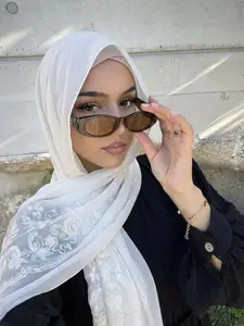 Fashion Floral Embroidered Cotton Hijab Scarf, Elegant Modern Women's Headscarf Headwrap, Muslim Daily Wear Turban, Breathable Beach Long Shawl For Muslim