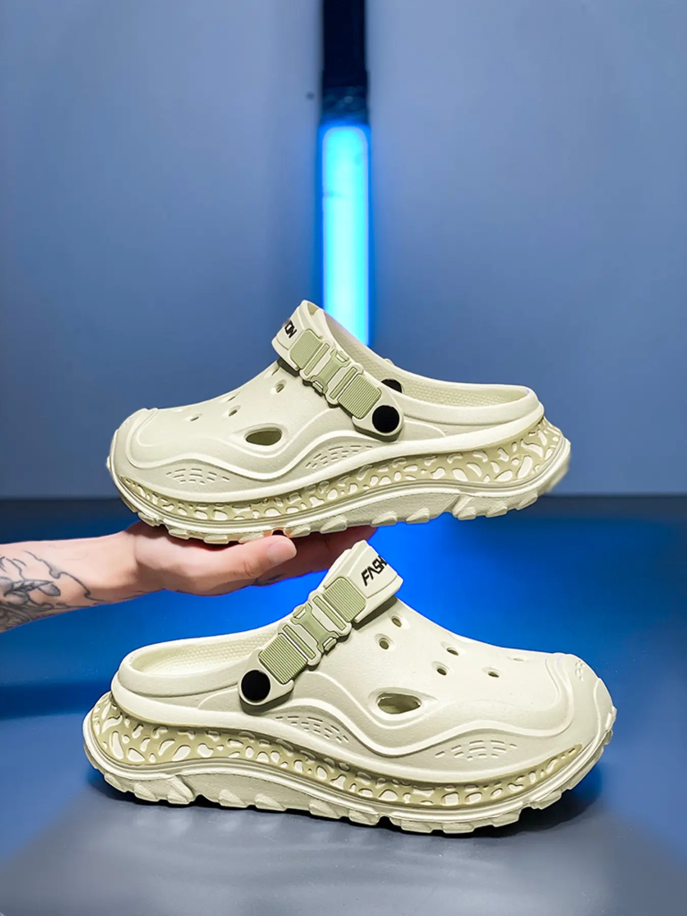 Men's Sporty Outdoor Sandals, Adjustable Thick Sole, Dinosaur Skin Style, Summer Beach Shoes, Non-Slip, Height Boosting