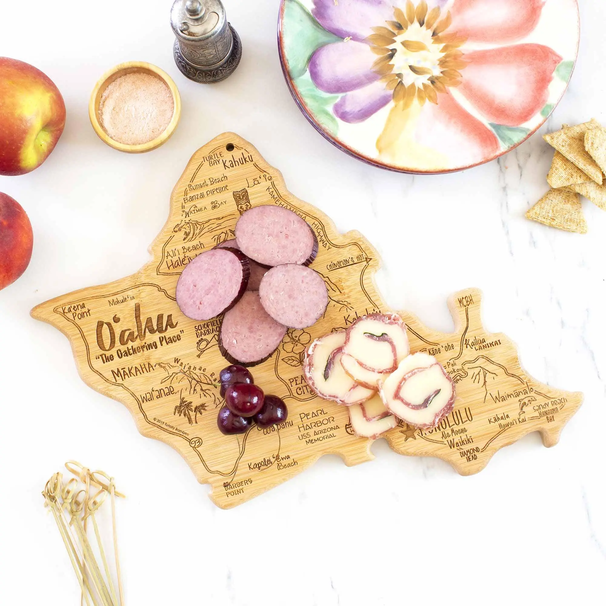 Destination Oahu Island Shaped Cutting Board, Charcuterie and Serving Board – Gift for Oahu Lovers, Home Décor or Kitchen Use