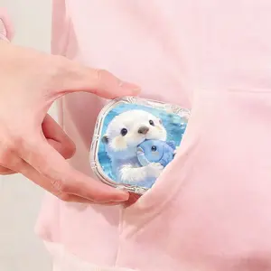 Close-Up Fish-Holding Otter Printed Retainer Box, Simple Cute Denture Box, Portable Orthodontic Retainer Storage Box, Dust-Proof Pressure-Resistant Invisible Braces Box