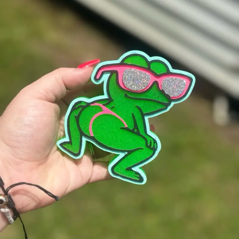 Hot Girl Frog Freshie