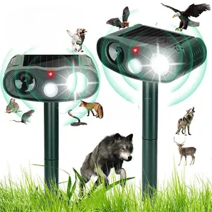 Solar ultrasonic pest repeller, Electronic Pest Repellent, infrared sensor bird repeller, multifunctional animal repeller, suitable for courtyard cat and dog deterrence with flashing light, outdoor animal device for lawns, farms, and orchards