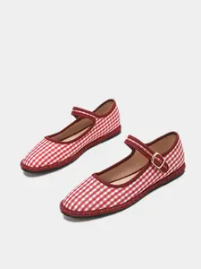 Elegant Women's Plaid Flats – Preppy style, comfortable and lightweight girl shoes, round toe, single strap with gold square buckle Mary Jane flats, versatile for daily commuting, perfect for weddings, parties, banquets, Easter, and Mother's Day.
