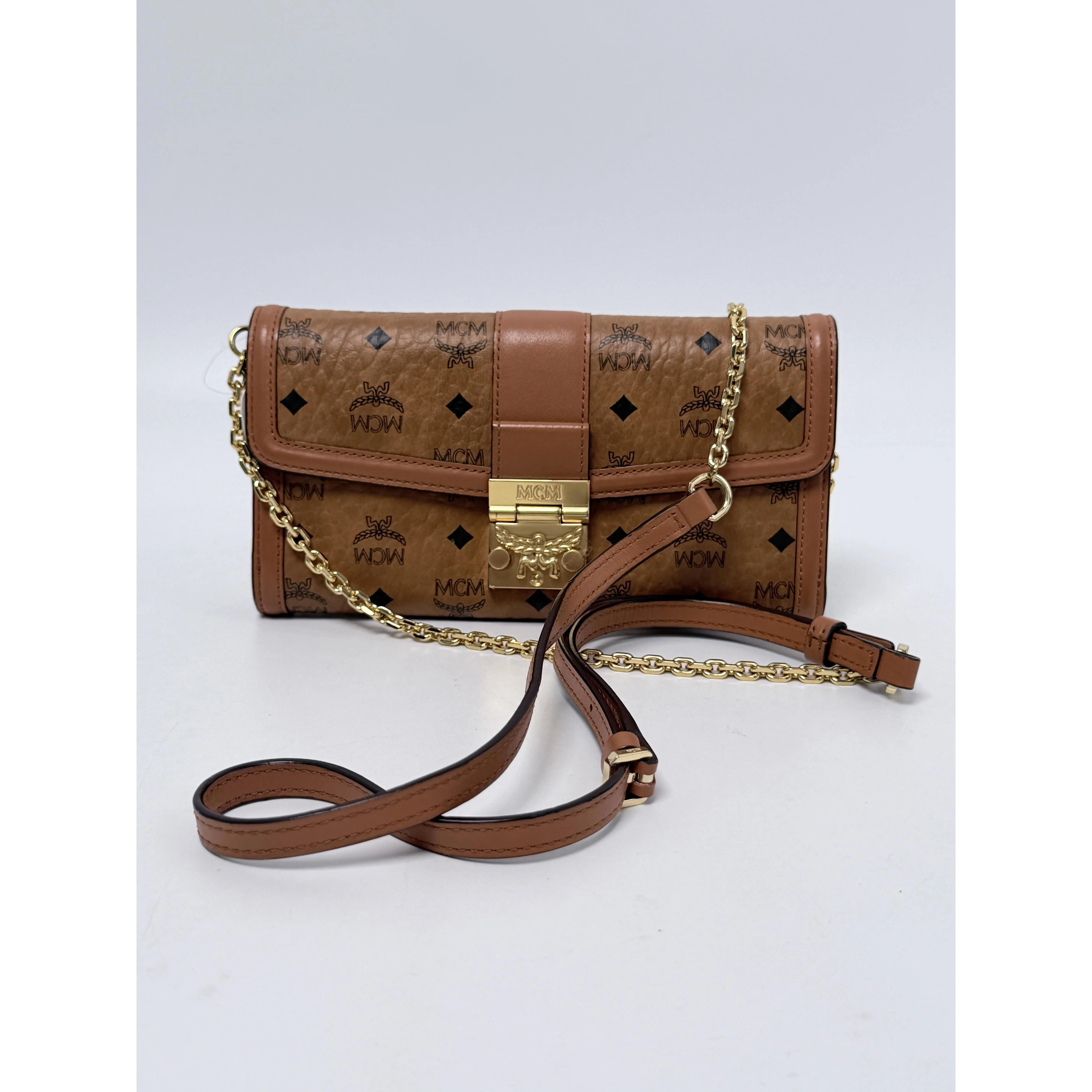 Pre-owned MCM Tracy Chain Wallet in Visetos Cognac Coated Canvas ZS001MCM