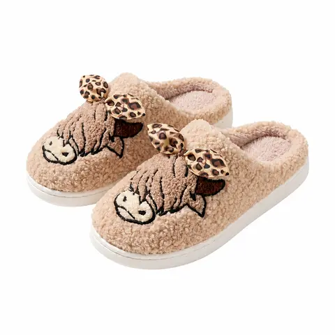Soft Plush Highland Cow Slippers, Cute Embroidered Animal Design, Indoor Outdoor Warm Non Slip Shoes, Fall Winter Gift for Cow Lovers, Casual Home Slippers, Warm House Slippers