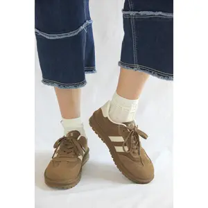 Essen Mocha Sneakers