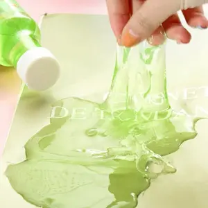 Creative transparent fake water non stick hand drink bottled fake water, sandpaper glue, slime, snout mud DIY