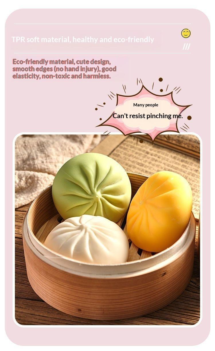 Dumpling Squishy - Highly realistic food modeling clay, with a sweet flavor and the ability to slowly spring back. Made of soft TPR material and soft moldable silicone, it helps relieve stress. An Easter gift suitable for children to exchange as presents