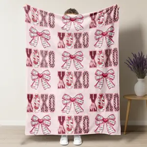 Valentine's Day XOXO Pink Coquette Bows & Leopard Heart Flat Velvet Blanket,Romantic Valentine's Gift for Her,Soft Cartoon Pattern Multipurpose Office Bedding Plush Thin Quilt Cozy Warm