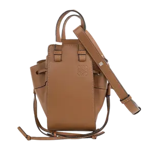 Pre-owned Loewe Leather Shoulder Bags 6.30'' R2429 Shoulder Bag C1363105378 0518 T1 Qiqi