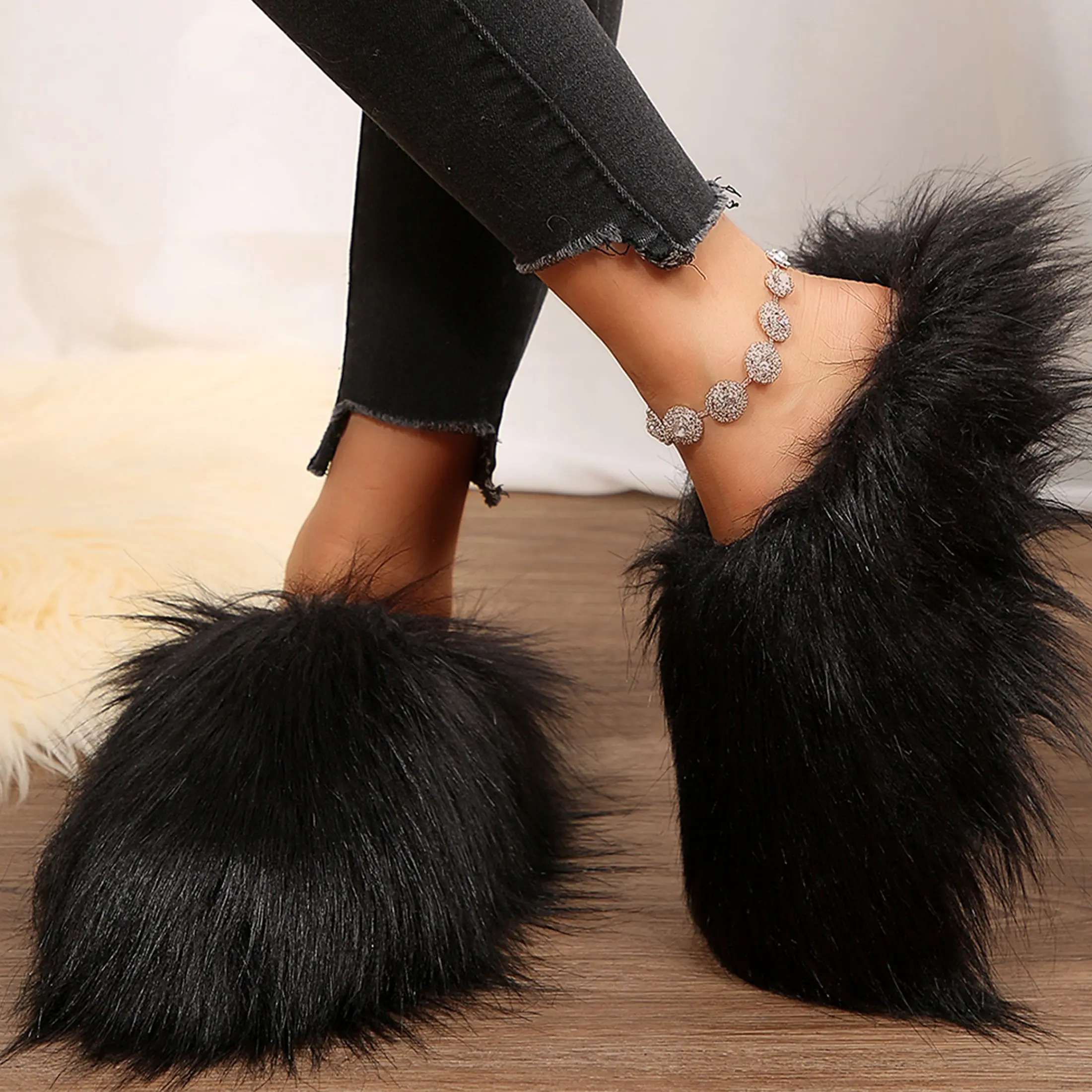 Women's Bold Color Faux Plush Slides Fluffy Plush Round Toe Slippers Eye-Catching Indoor Outdoor Footwear
