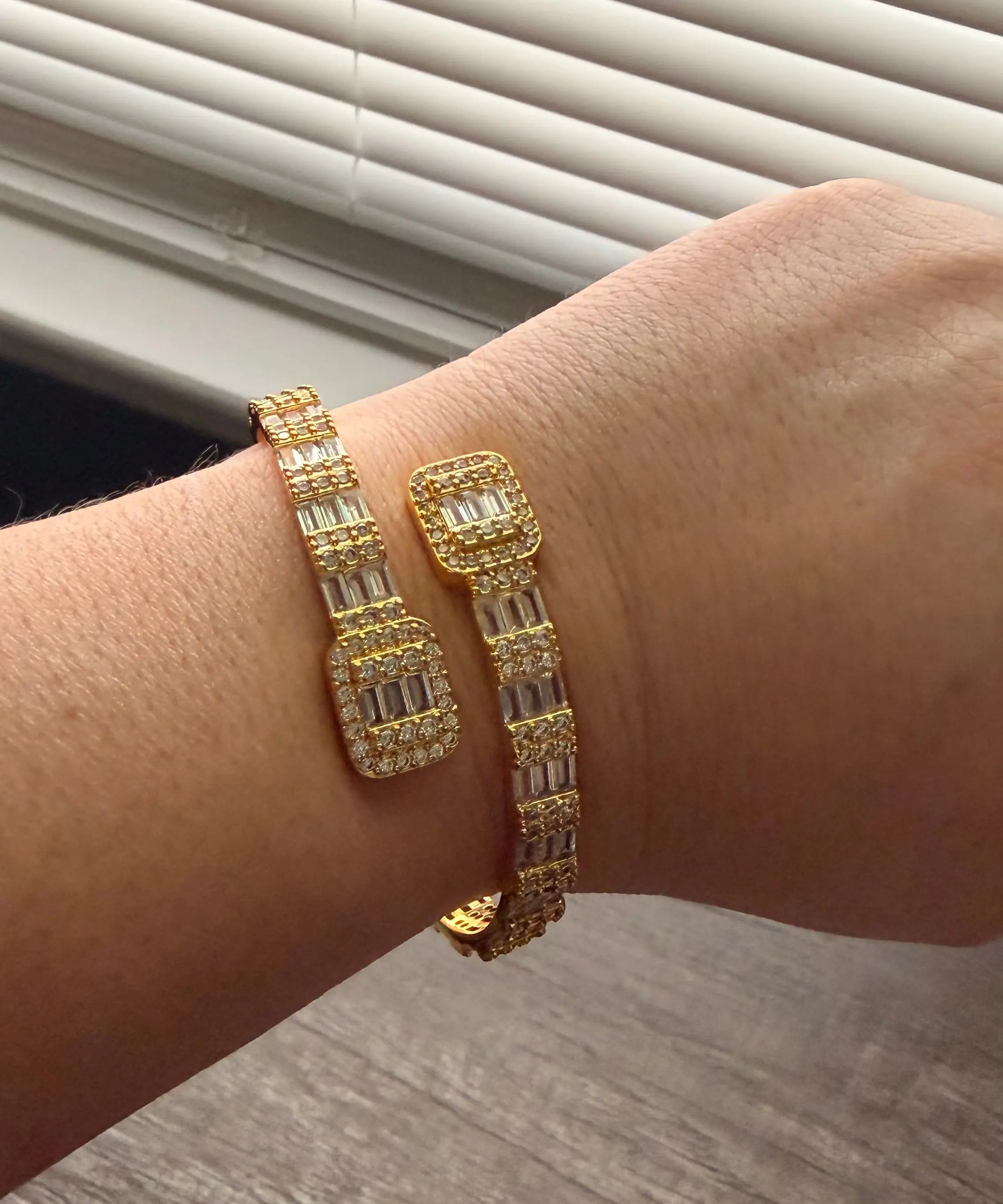 Gold stack diamond bangle