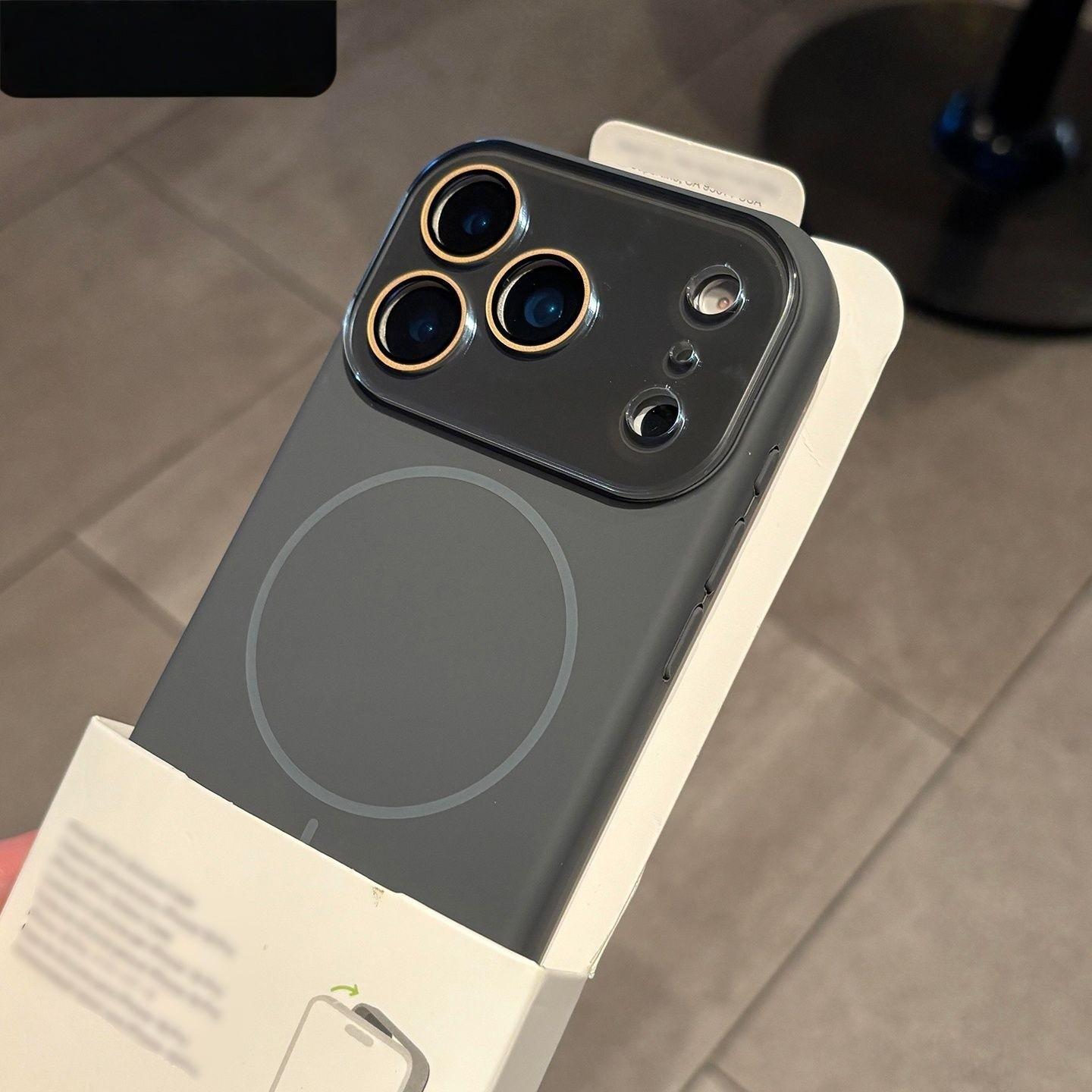 New Apple iPhone 17 Pro Max Case Liquid Silicone Full Coverage, Magnetic Charging Compatible, Soft Protective Phone Cover, Shockproof Phone Cover