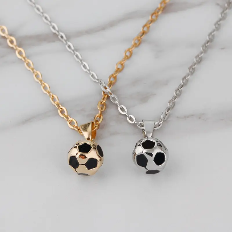 Unisex Artificial Gemstone Football Pendant Necklace, Exquisite Jewelry Gift, Daily Wear Jewelry Accessory