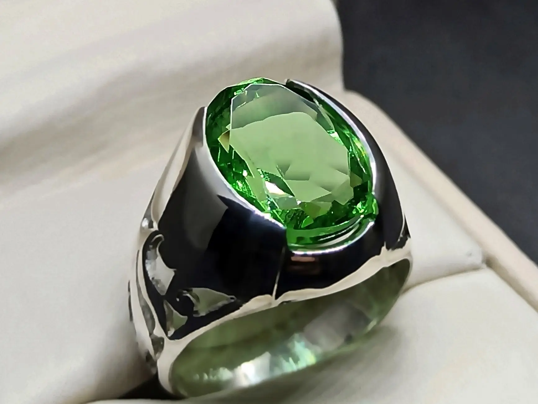 Oval Cut Fresh Green Lab Peridot Sterling Silver 925 Handmade Mens Lattice Ring Gift for Him