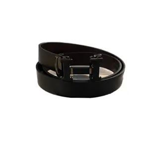 Modern and Casual Belt - Stylish Buckle Design for Everyday Wear Man
