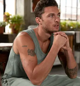 Tri-Blend Scallop Tank Top | Laurel