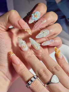 Dreamy 3D Shell Press on nails long almond nails/3D Floral nails/Flower nails/Fairycorn nails/Holiday Nails/Birthday nails/gyaru nails