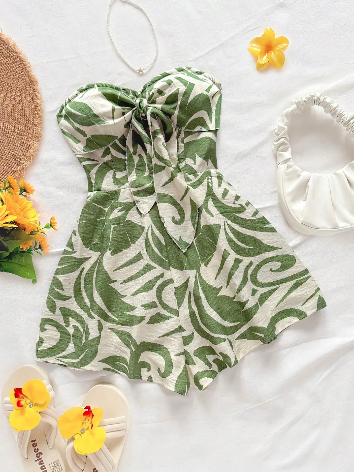 Women's Bohemian Boho Vacation Spring Summer Carnival Cruise Party Vibe Watercolor Silhouette Print Tie Front Knot Loose Strapless Fashionable Holiday Jumpsuit Womenswear Fit