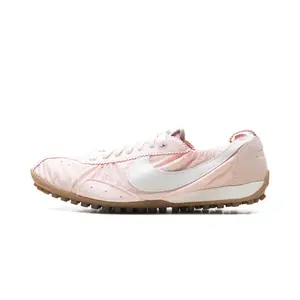 Moon Shoe WMNS "Jacquemus Aluminum - Pink" HV8547 601