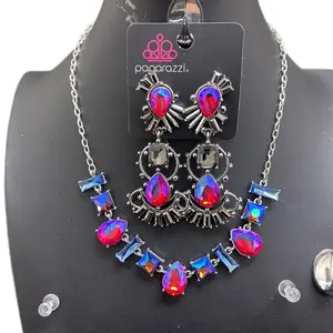 Five dollar Paparazzi Jewelry, earrings, necklace, bracelet, and more Female Male Birthday Engagement