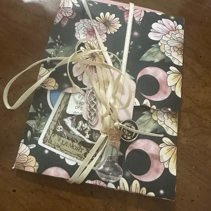 Tarot Junk Journal
