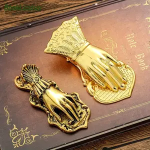 Vintage Hand Shaped Bookmark, 1 Count Creative Metal Clip Bookmark, Reading Bookmark for Home School Office, Gift for Girls, Sister, Friends