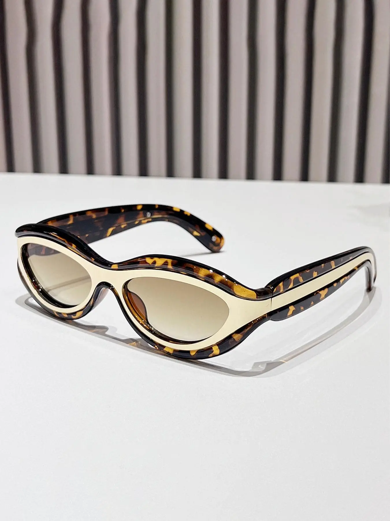 Unisex Fashionable Leopard Print Cat Eye Frame Sunglasses, Summer Trendy Casual Sunglasses for Everyday Use, Fashion Accessories for Outdoor Activitie