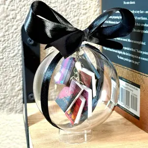 Throne of Glass Bookshelf Decor Readers Trophy Shelf Ornament 3.15" Shatterproof Handcrafted Literary Keepsake