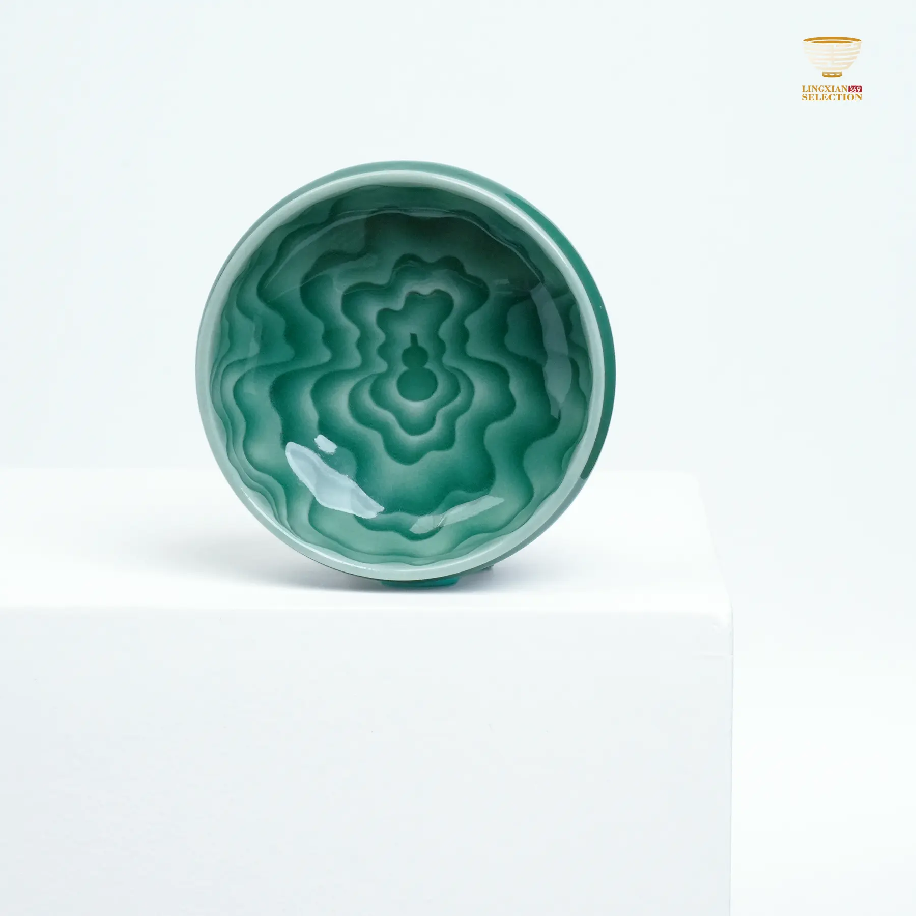 【Longquan Celadon by Liao Xinliang · Endless blessings and prosperity Serise Tea Cup ,Tea Pot and Gaiwan  ｜A Masterpiece of Craftsmanship & Tea Aesthetic Collection】
