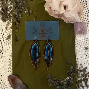 Handwoven Seed Bead Earrings - Simple Design with Elegant Craftsmanship