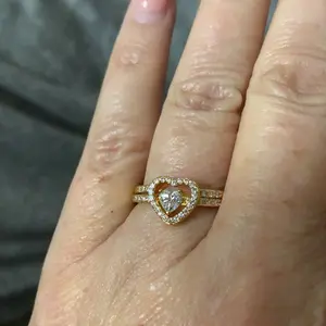 Delzzad Halo Heart Cut Ring Set Heart Pair Stacking Ring Band D Color VVS Synthetic Moissanite Ring Jewelry Copper Band Wedding Band Engagement Ring Set Promise Ring Women's Ring for Engagement, Wedding Anniversary & Valentine's Day Gifts