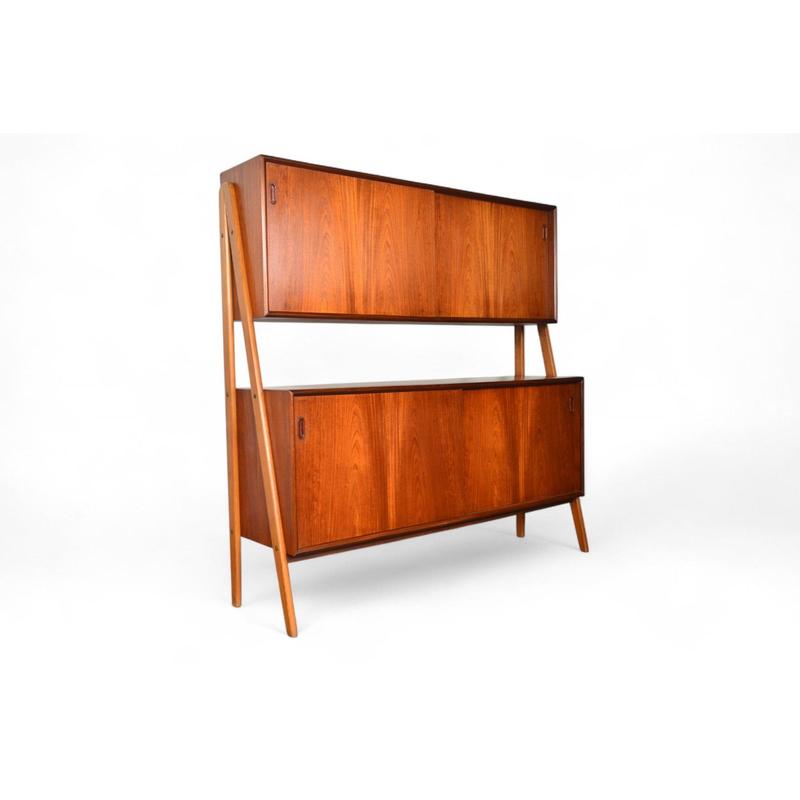 DOUBLE TIER DANISH MID CENTURY CREDENZA IN TEAK + OAK