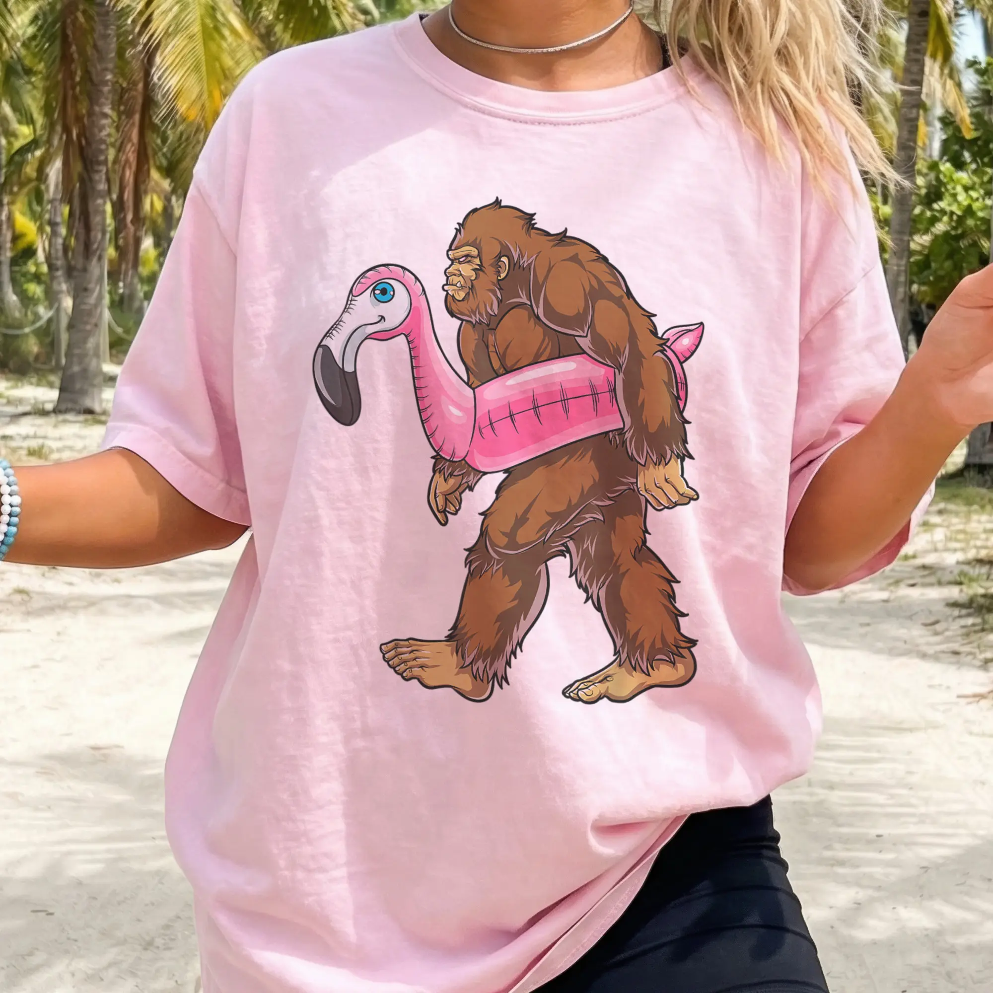 Vintage American Bigfoot Graphic Tees USA Big foot Tshirt Sasquatch Patriotic Top Flamingo Bigfoot T-shirt Retro Bigfoot Tshirt Fun Flamingo Tee Bigfoot Fun T-shirt