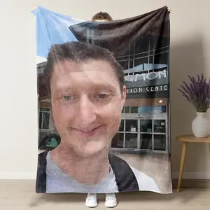 Daniel Larson Selfie Abstract Funny Throw Blanket Daniel Larson Funny Blanket Sofa Bed Blanket Father's Day, Thanksgiving, Children's Day, Holiday Gifts for Children and Family