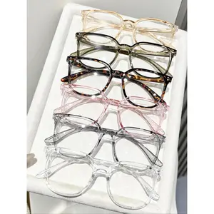 6 pairs of square-framed, minimalist blue light blocking glasses, suitable for use with smartphones, computers, games, and TVs.Clear lenses protect the eyes; unisex, suitable for everyday wear.