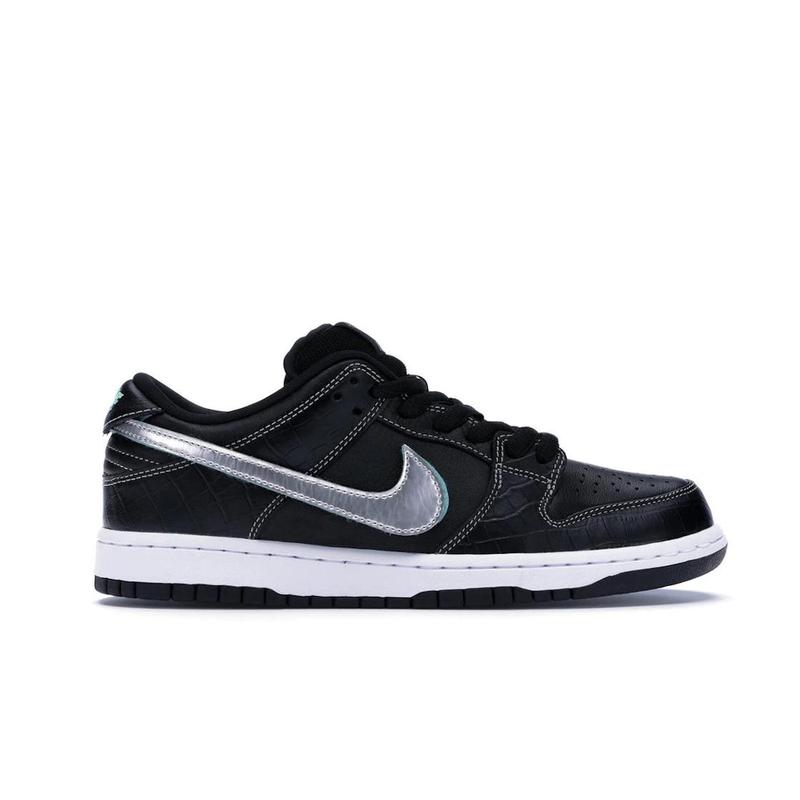691525 Nike SB Dunk Low Diamond Supply Co. Black Diamond