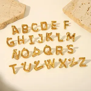 18K 26 Letter Earrings, Creative and Fashionable with 26 Letter Balloon Shaped Design. Earrings Are Perfect Holiday Gifts for Family, Friends, and Couples, Suitable for Valentine's Day Gatherings, and Versatile Accessories for Both Men and Women