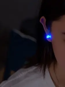 1pc LED Glowing Zircon Earrings, Bar Party Dance Trendy Metal Ear Decor, Shining Jewelry Accessory for Stylish