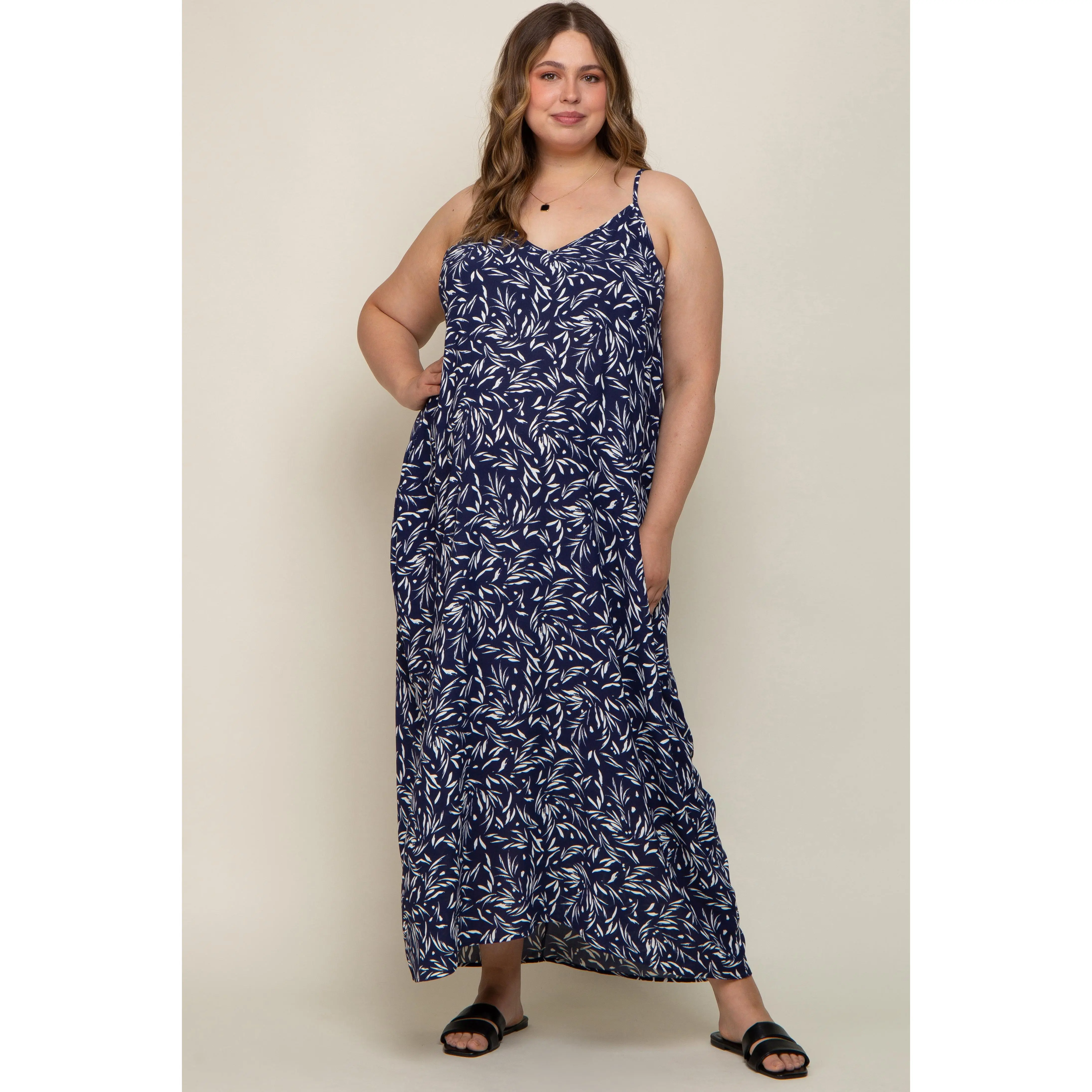 Maternity Plus Size Leaf Print Maxi Dress, Navy Double V-Neck Prenatal Clothing with Side Pockets, Prenatal Maternity Clothing