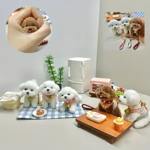 Handmade 1:12 Scale Miniature Dog Art Figurine, Cute Collectible Figurines, Creative Home Desktop Decoration, Elegant Gift Idea, Perfect for Collectors and Enthusiasts