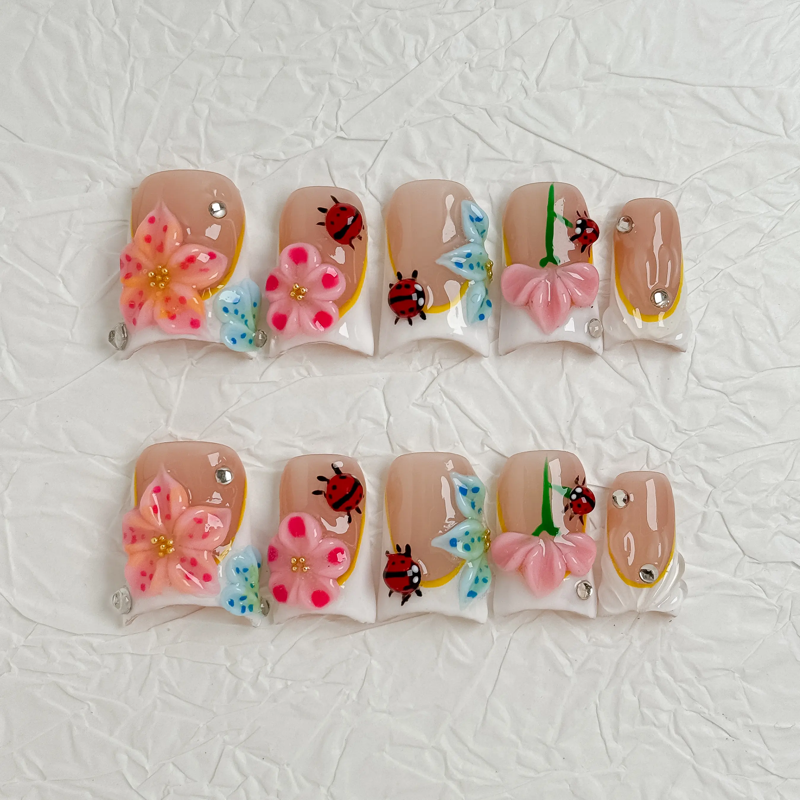Nail Luna Press-on Nails Set - Super Cute Spring Floral Ladybug, Kawaii 3D Flower Garden, Pastel Pink Nude Y2K Trendy Manicure for Girls, Set Pack