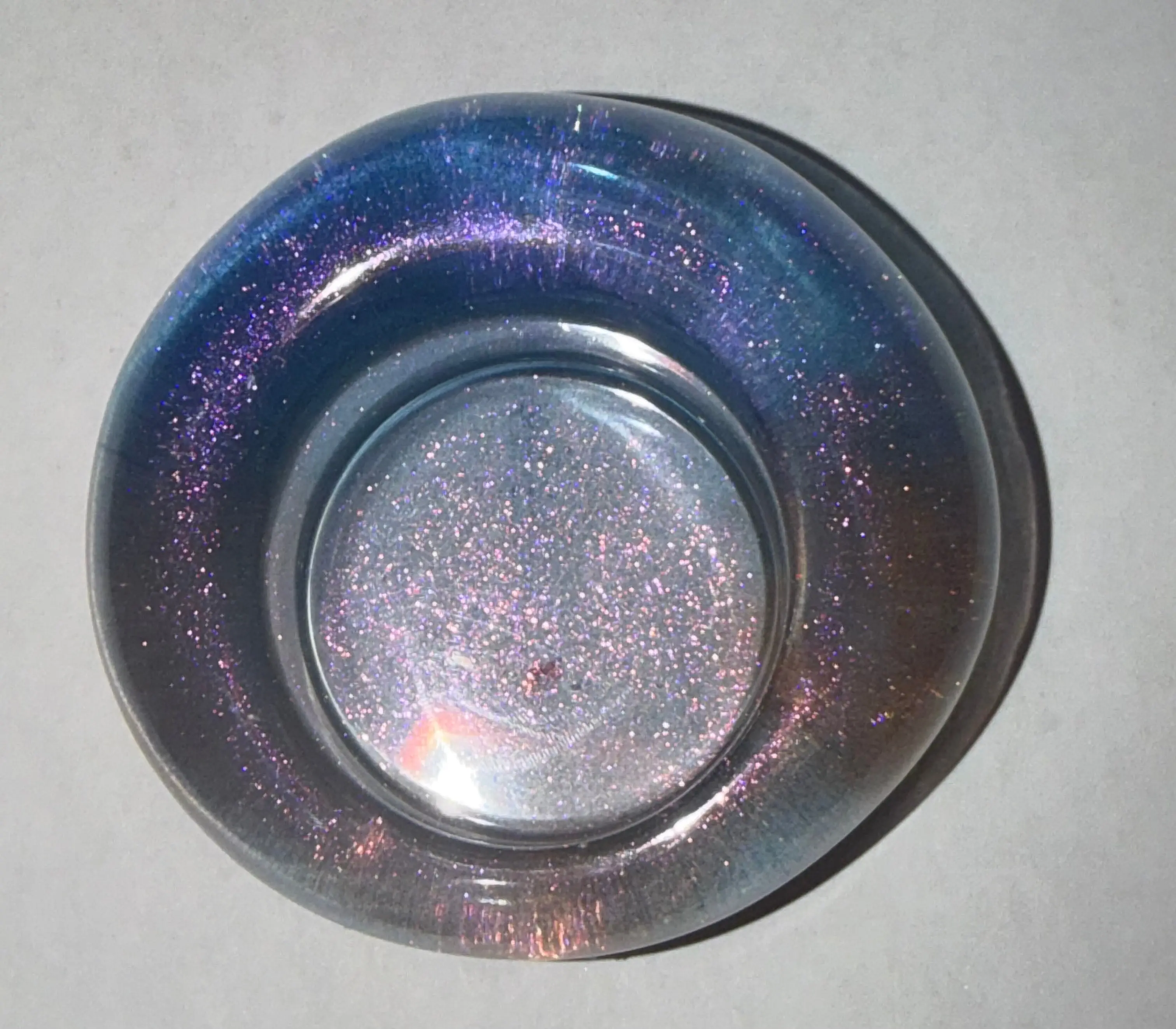 Tea Light Holder, Round-Oblong Design, Decor for Indoor Tabletop Room Decor, Ideal for Home Users