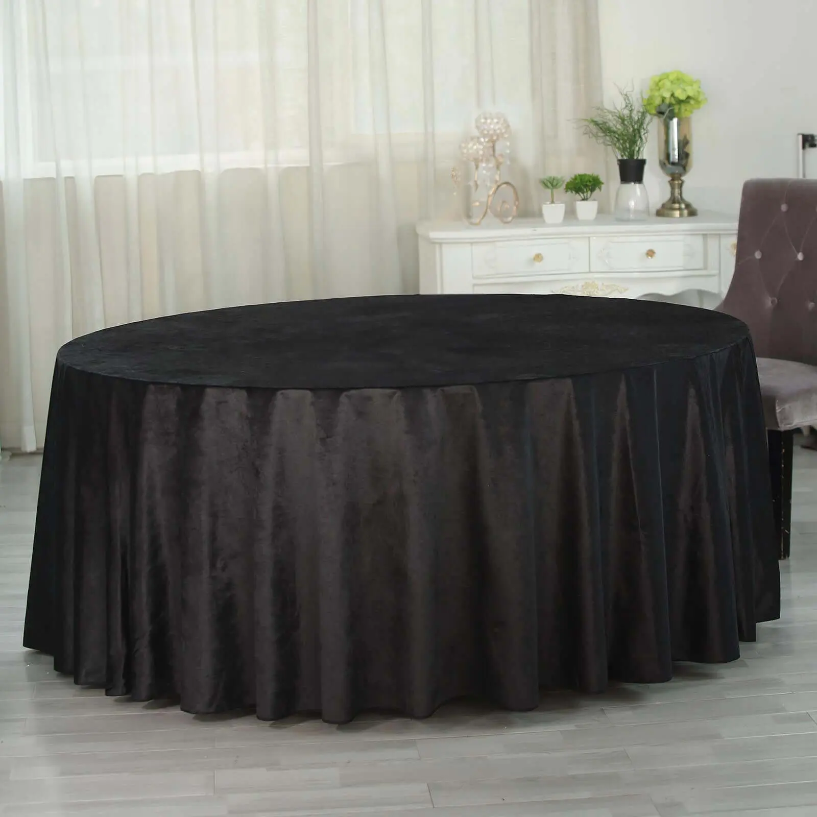 Premium Velvet Round Tablecloth - 120" Black, 1-Piece, Seamless Edge, Soft, Reusable Kitchen Linen Table Cover for Anniversaries, Workshops, Corporate Events | Event Supplies, Velvet Cloth, One-Piece